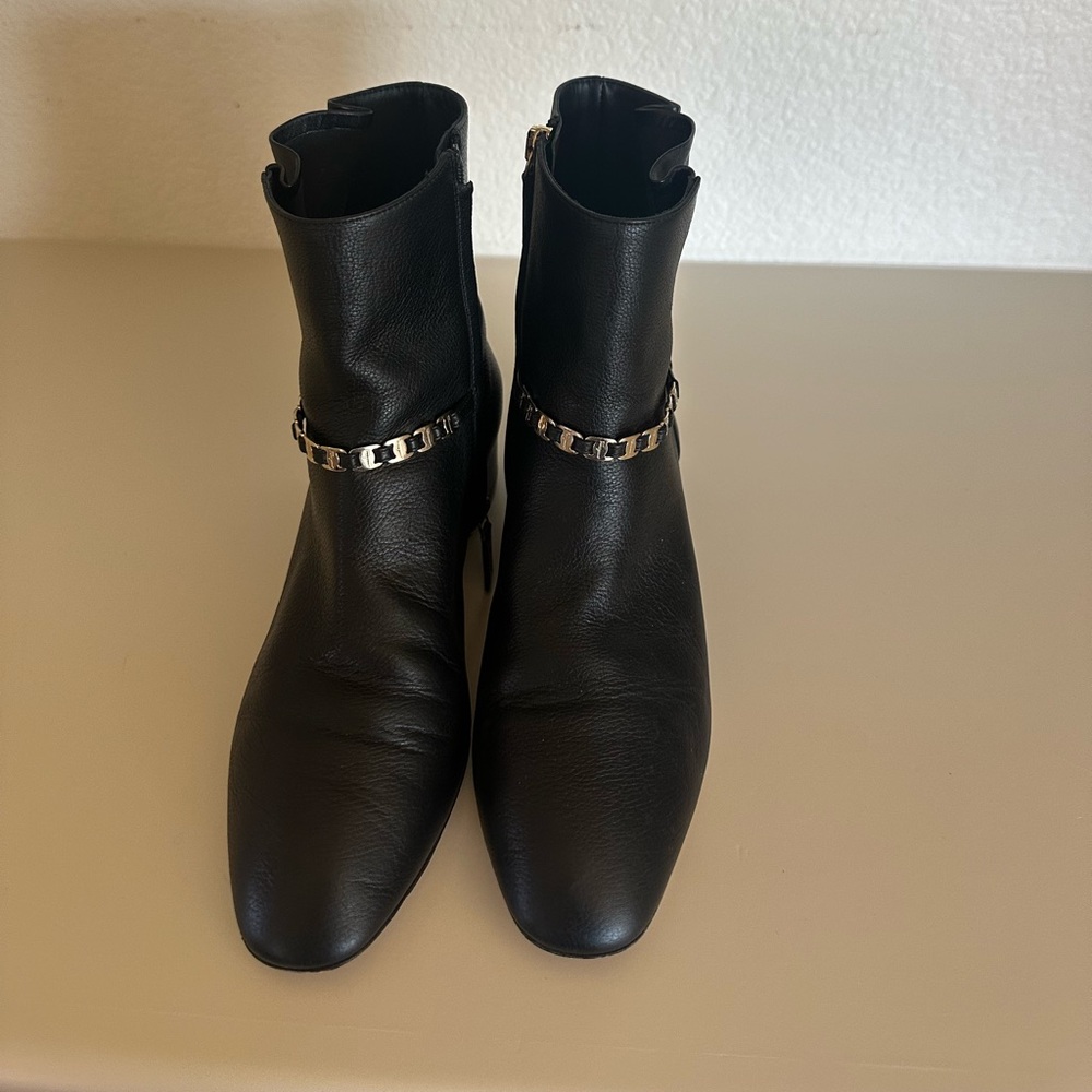 Excellent condition Feragamo soft Italian leather booties